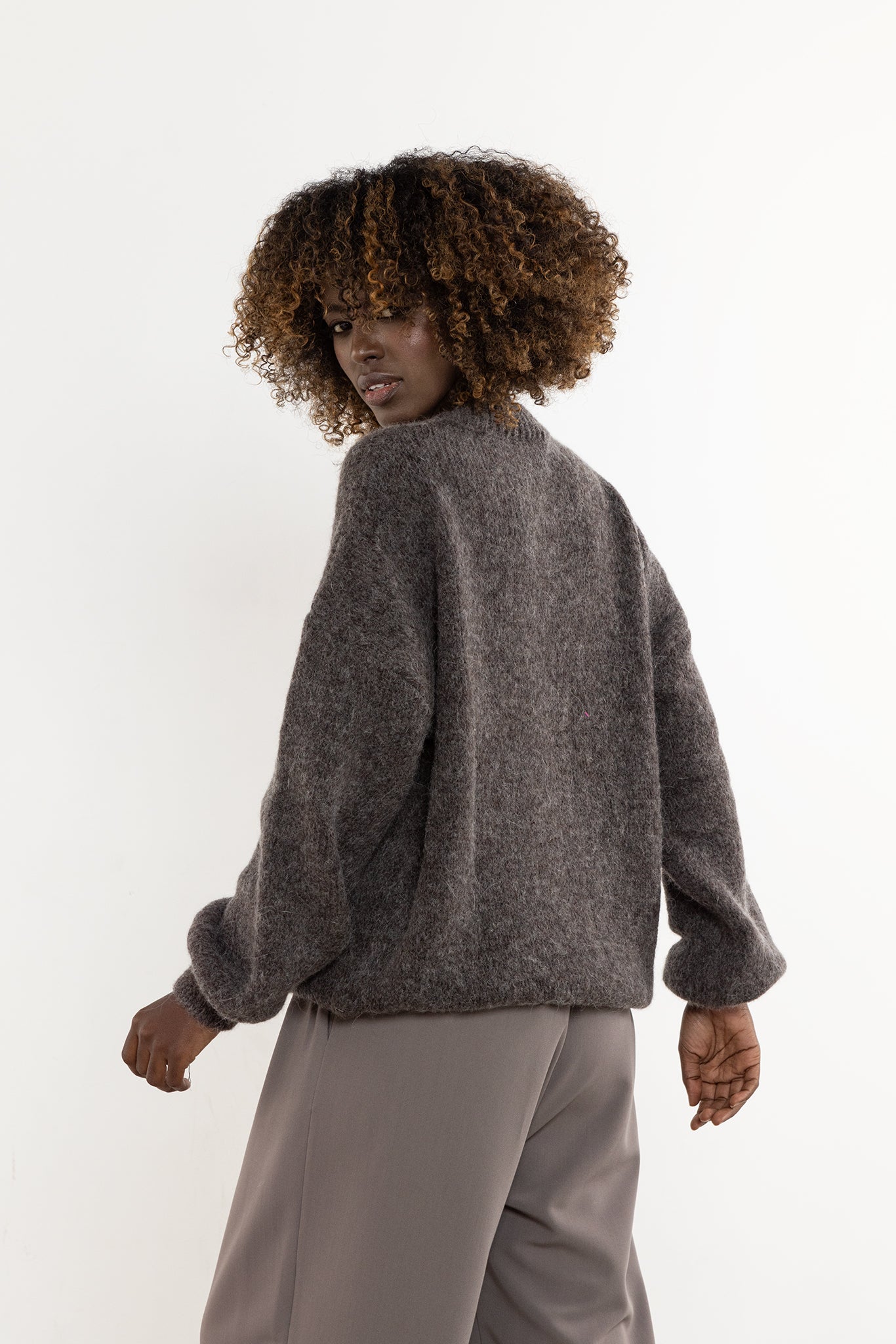 Pull femme awama Chandail Chandail — brun