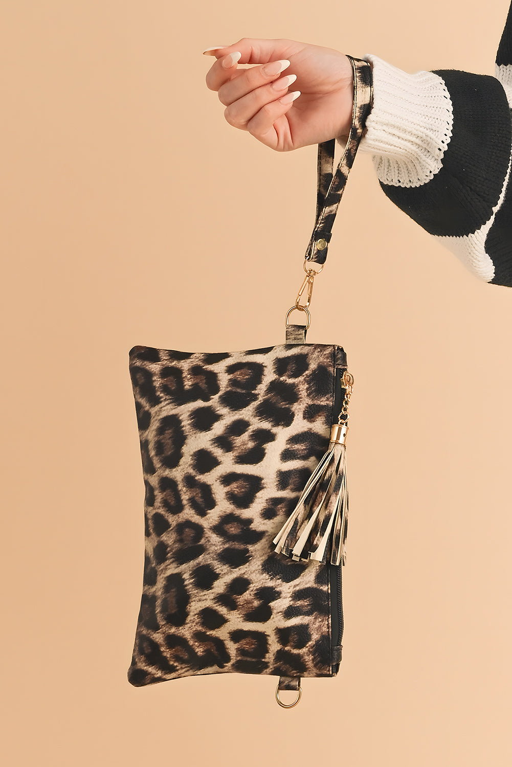 Pièce mode femme léopard, zip, bretelles