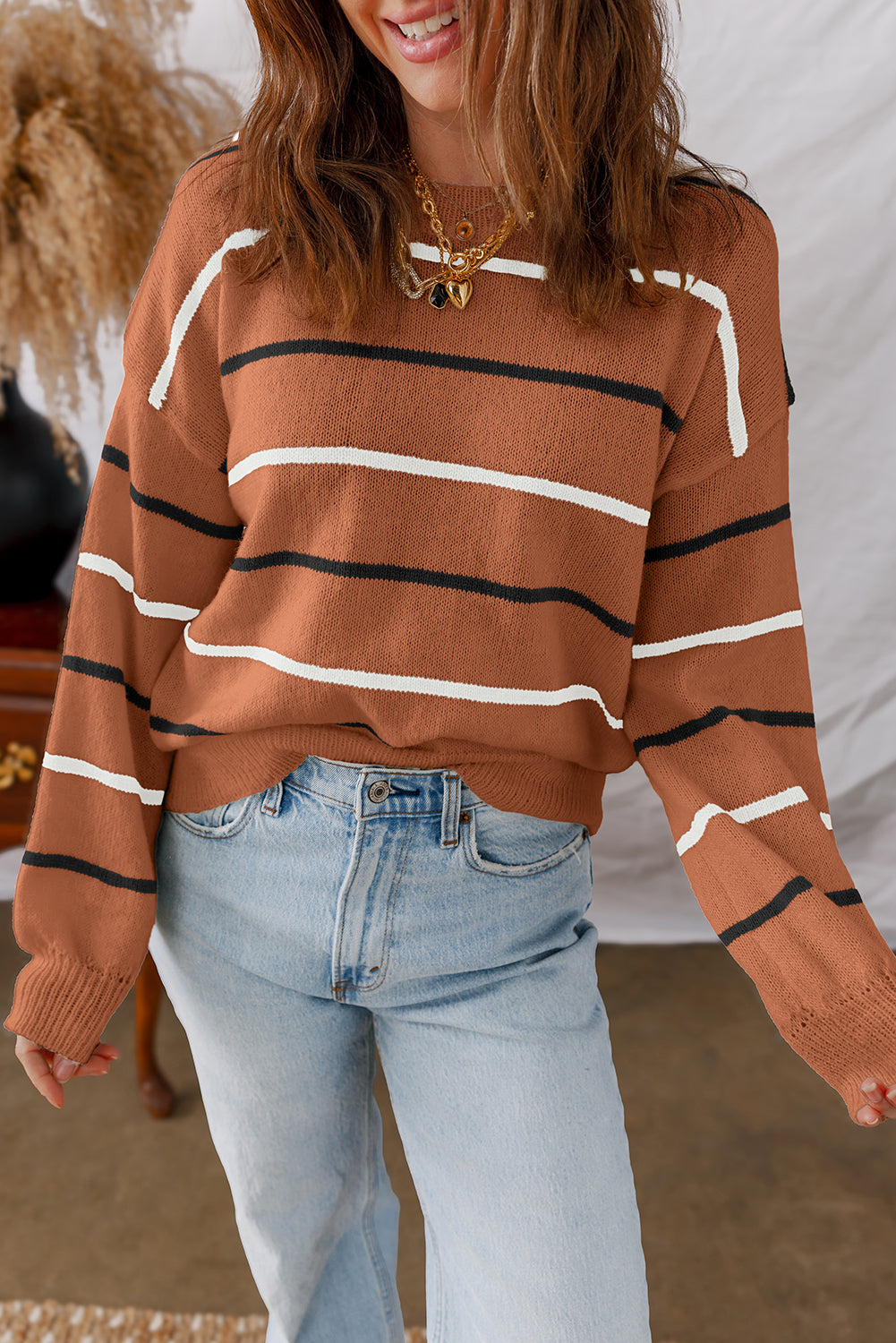 Pull femme rayé, épaules tombantes, côtelé — marron