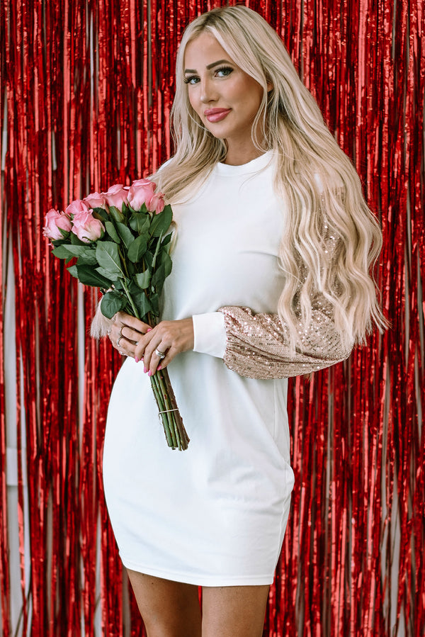 Robe courte femme paillettes, manches bouffantes — blanc