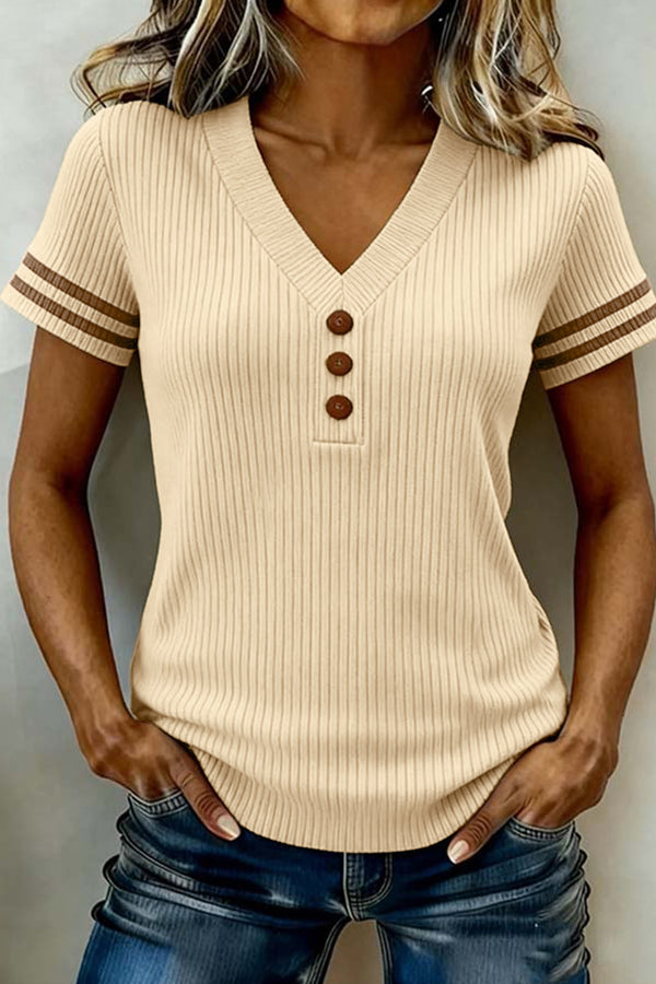 Pull femme rayé, en maille, manches courtes, col V, côtelé — abricot