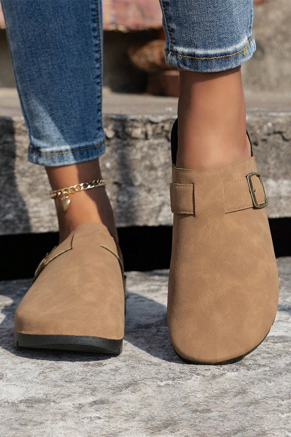 Pièce mode femme — beige