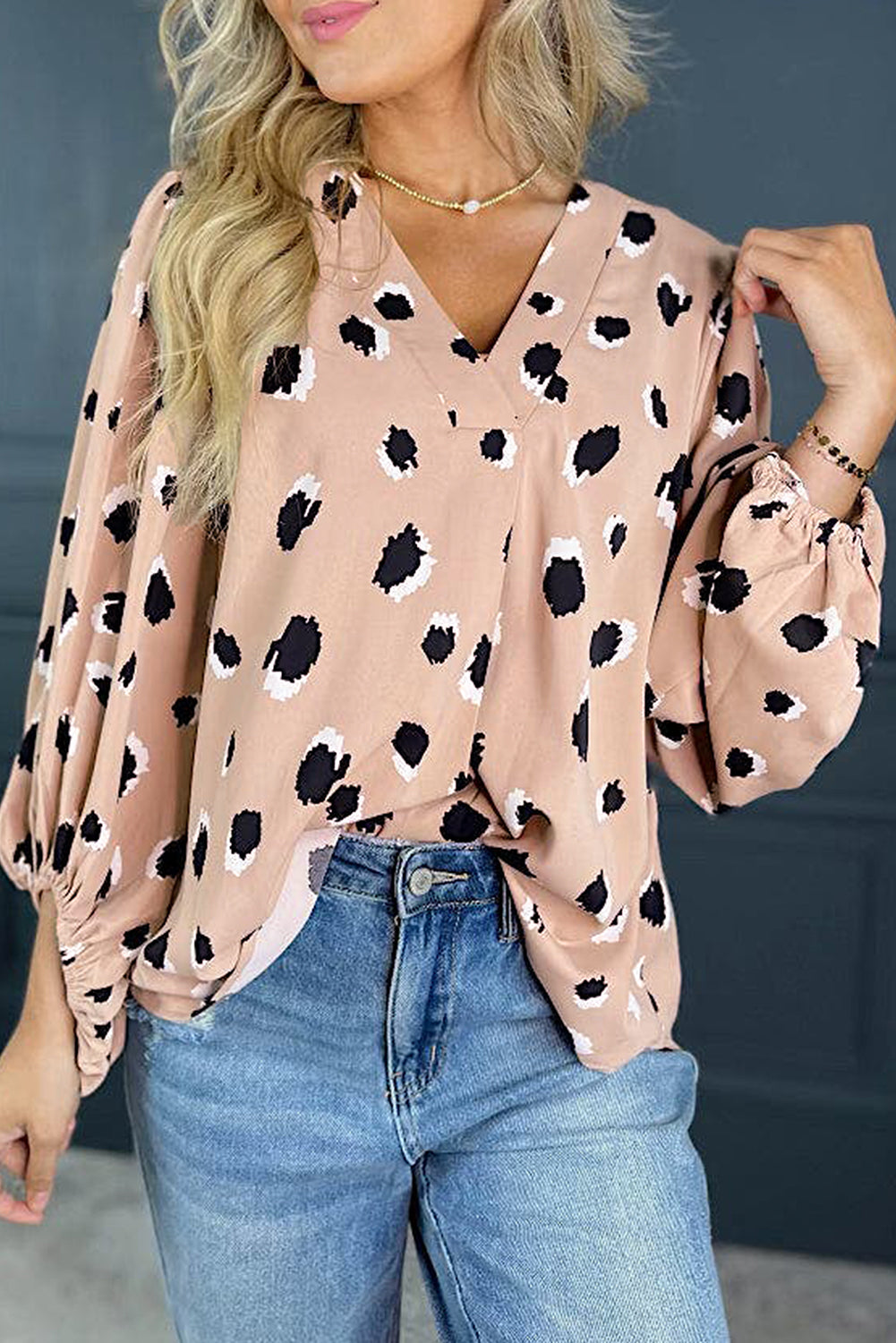 Blouse femme léopard, manches bracelet, col V — kaki