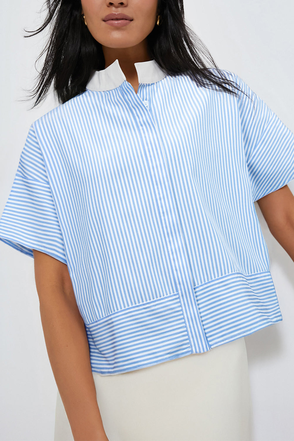 Chemise femme rayé, patchwork, boutonnée, manches courtes — bleu ciel