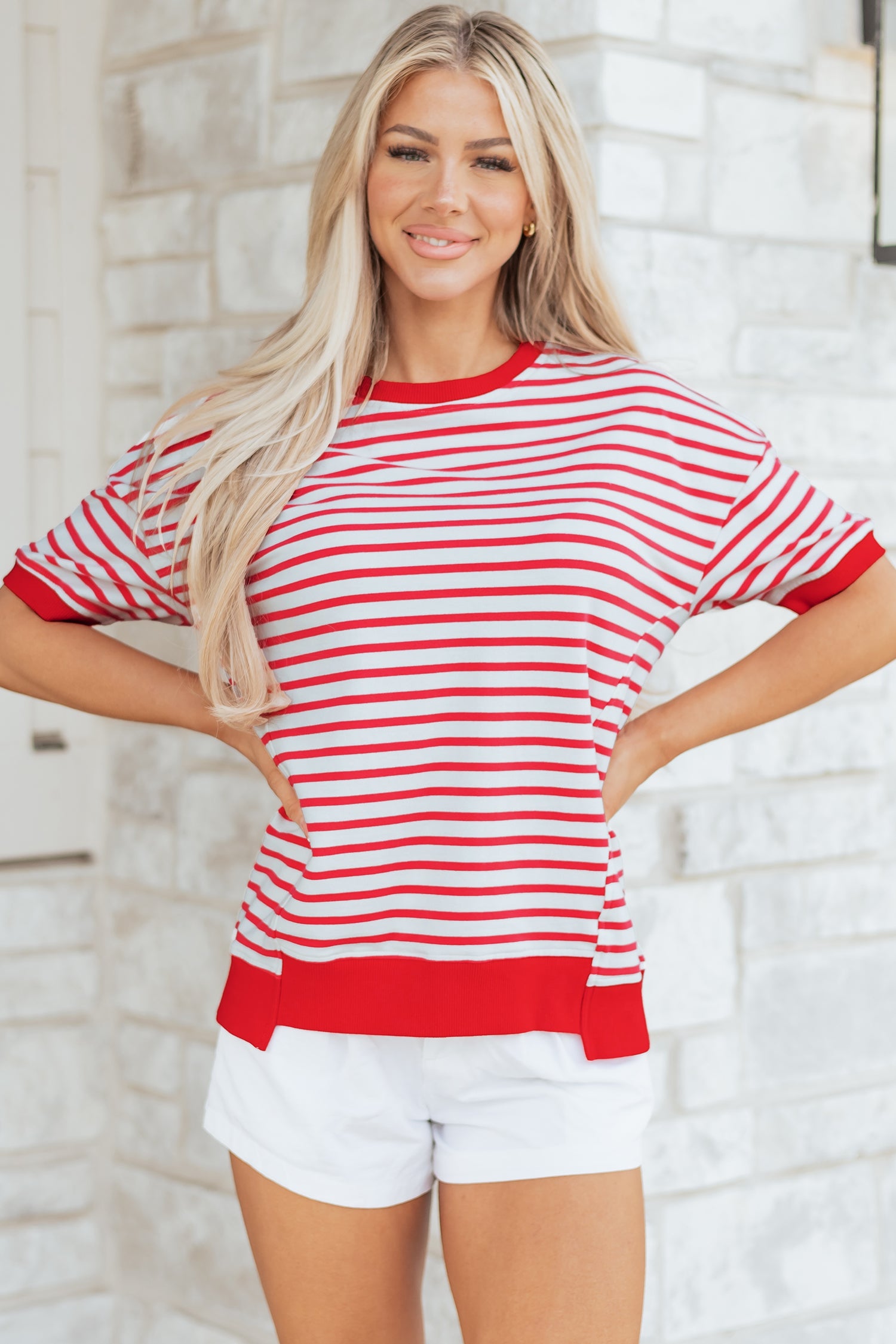 T-shirt femme rayé, manches 3/4, épaules tombantes — rouge