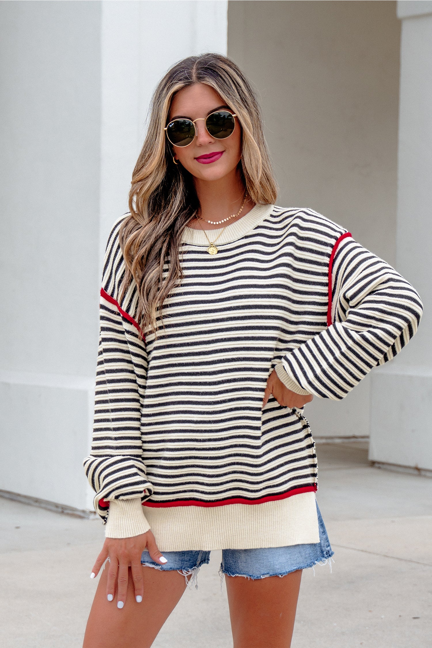 Pull femme rayé, épaules tombantes, oversized, côtelé — noir