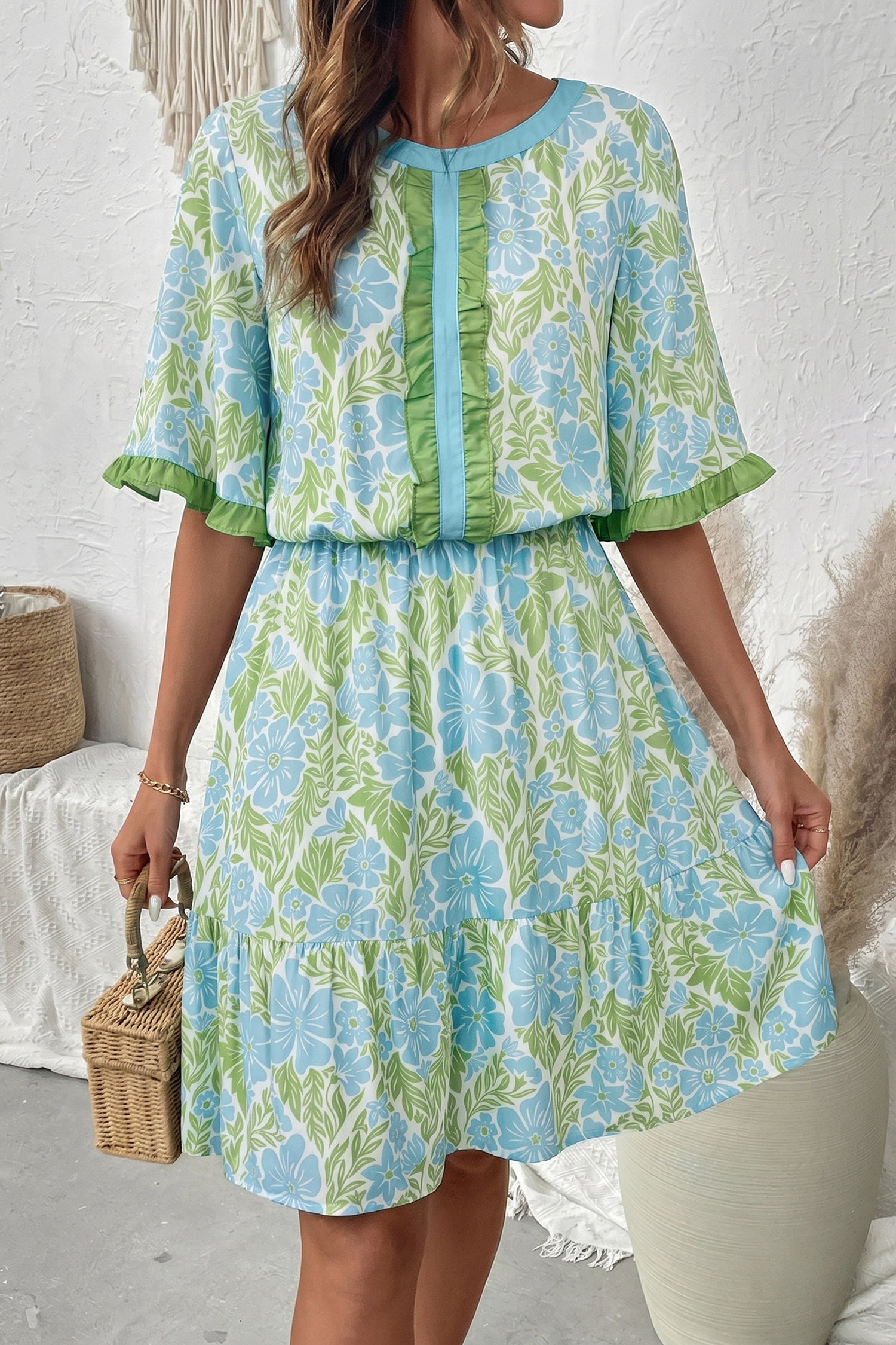 Robe courte femme floral, à volants, manches courtes, taille haute — bleu ciel