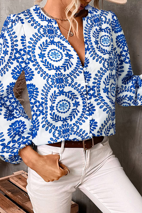 Chemise femme manches bouffantes, col V, vintage — bleu ciel