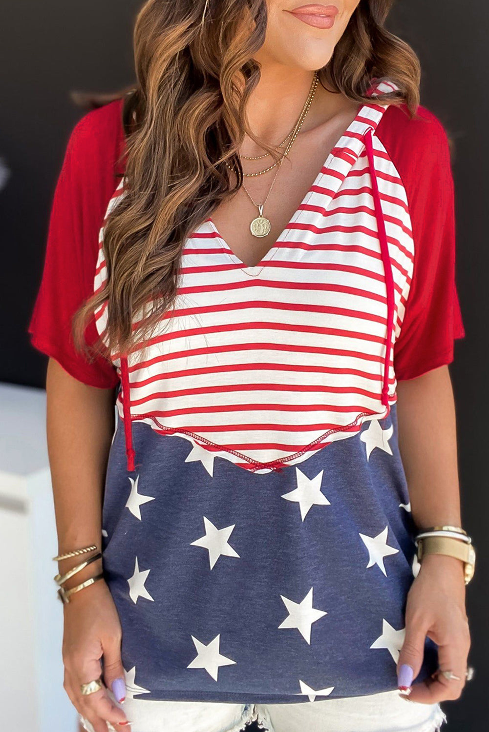T-shirt femme rayé, à cordon, à capuche — rouge feu