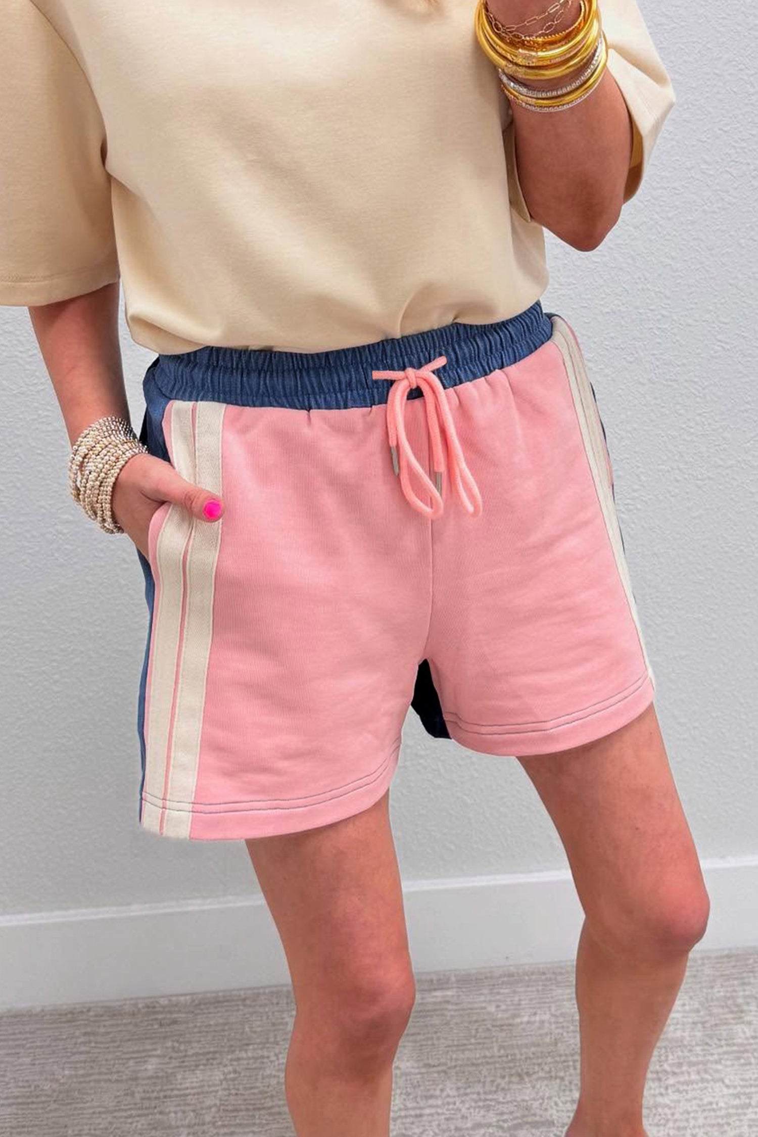 Short femme rayé, patchwork, à cordon, taille élastique, colorblock — rose