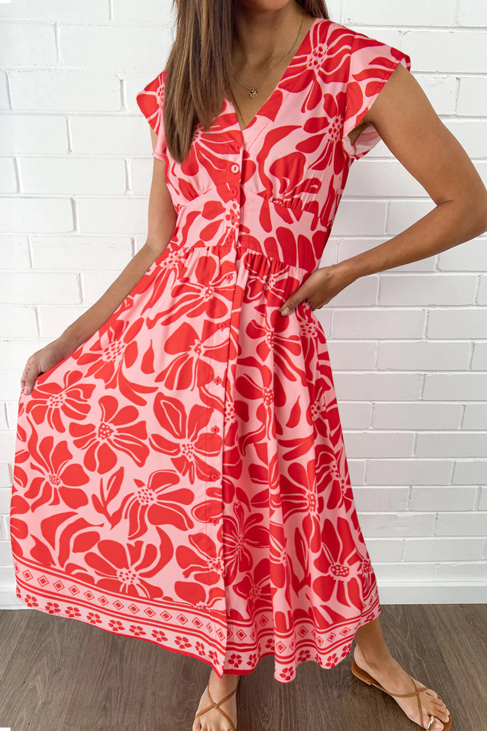 Robe femme floral, smocké, boutonnée, manches courtes, col V — rouge
