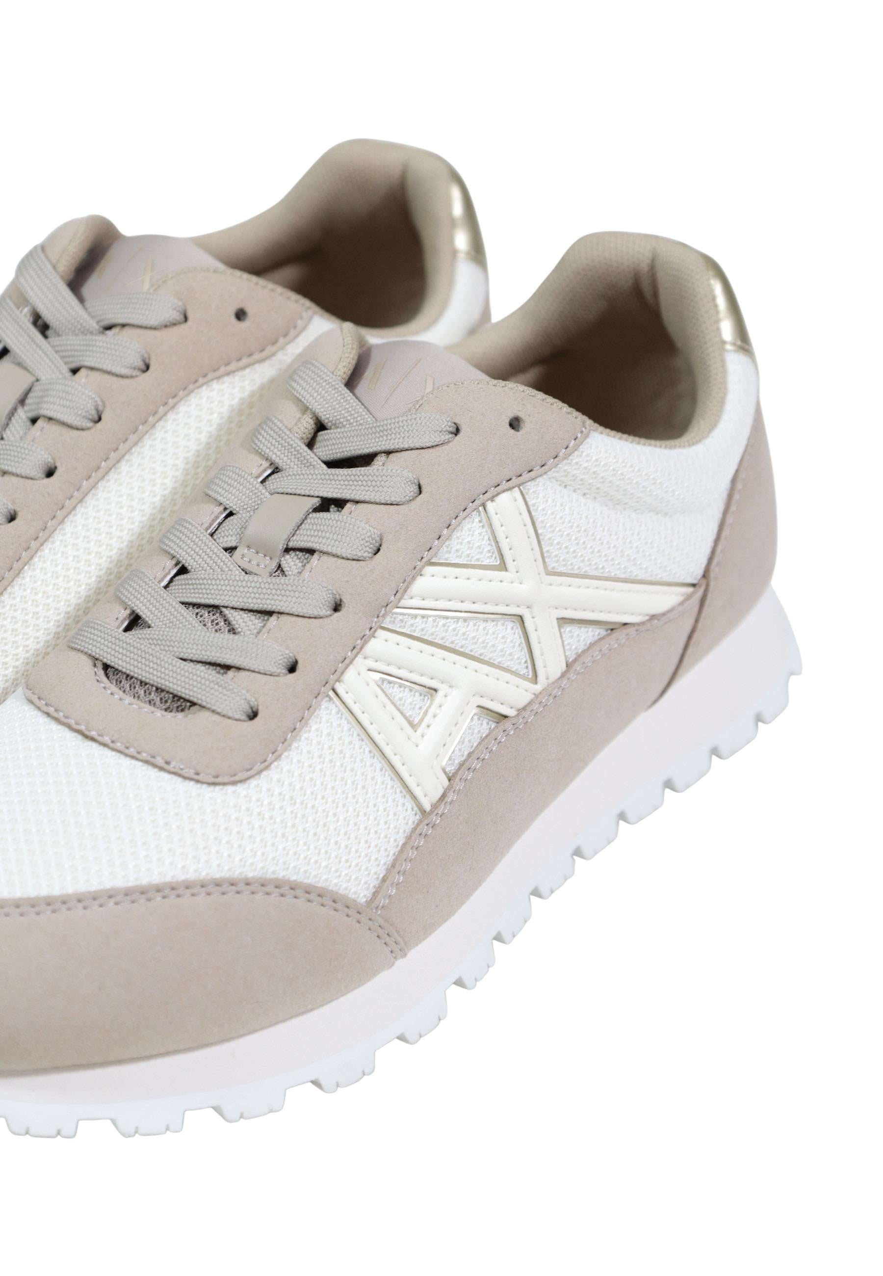 Armani Exchange Baskets femme — beige