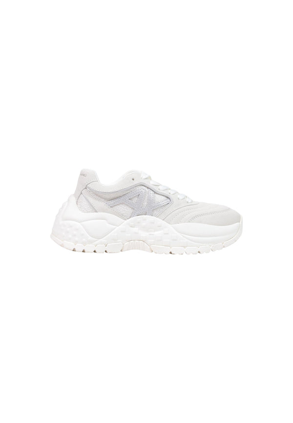 Armani Exchange Baskets femme — white