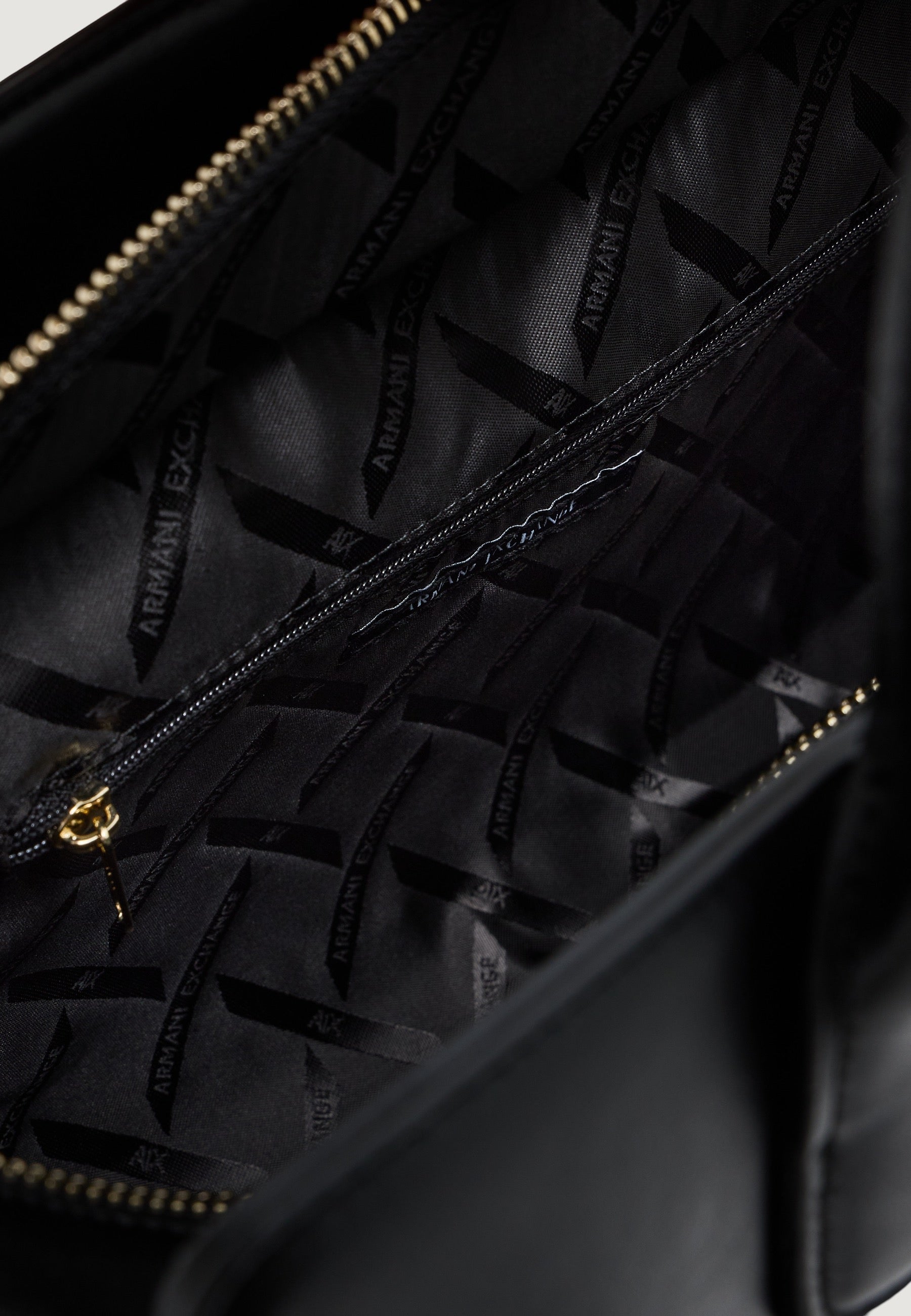 Armani Exchange Sac femme Sacs — black