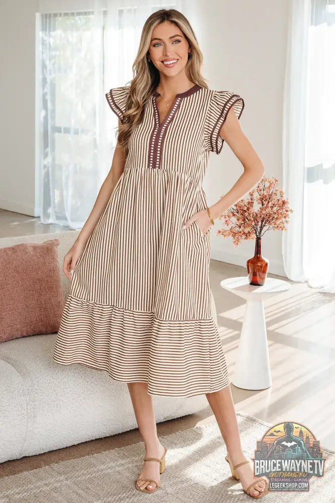 Robe midi à rayures doubles à volants et manches courtes avec bordure contrastée et col en V vert - Brown Stripe / S